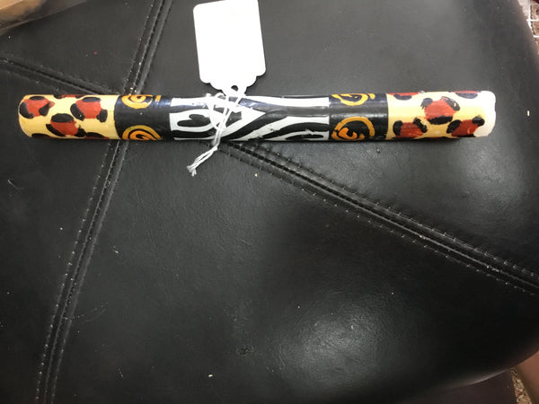 Long candle with African design