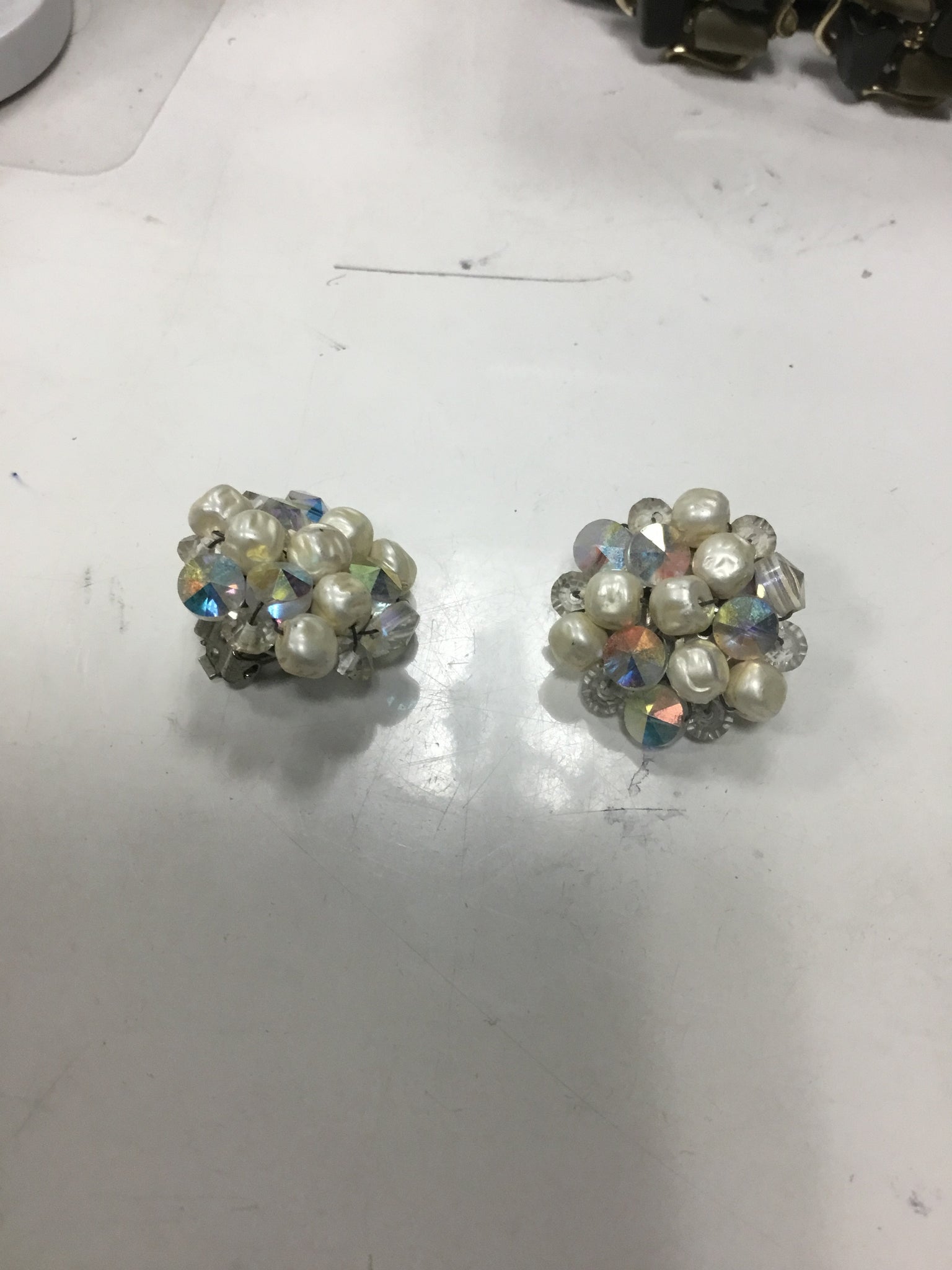 Pearl clips