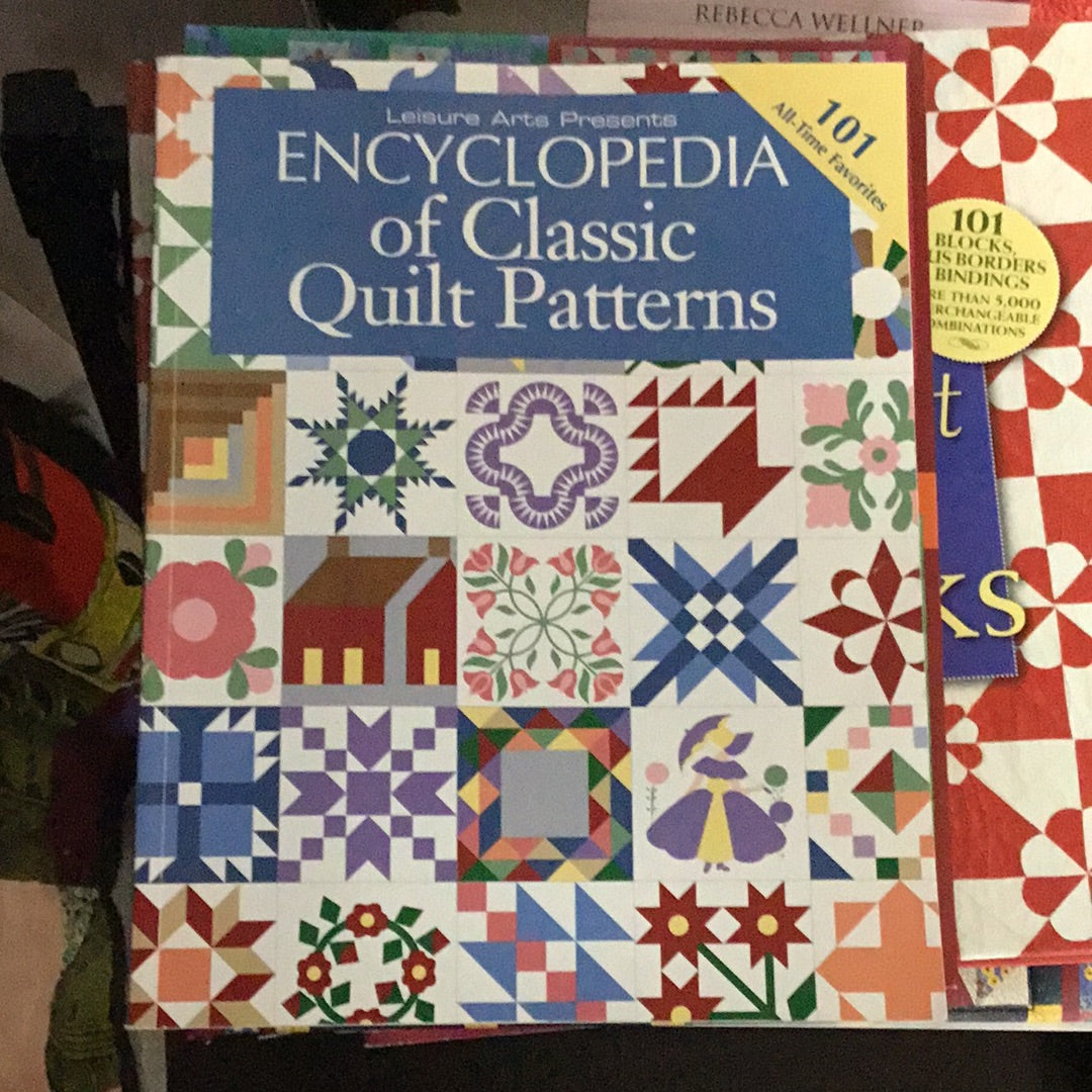 Encyclopedia of Classic quilt patterns