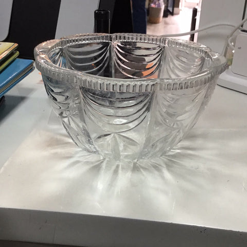 Glass bowl