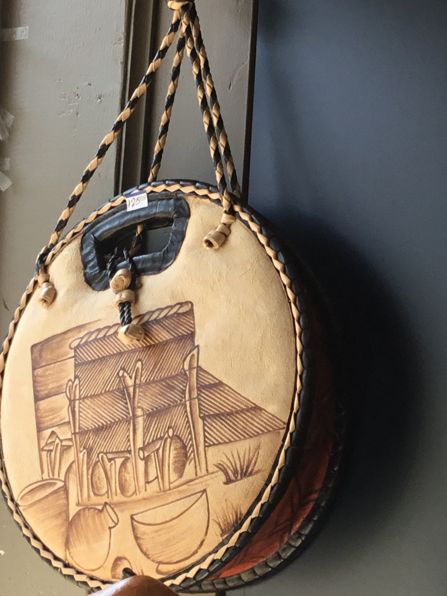 Bag with bowls drawn on them