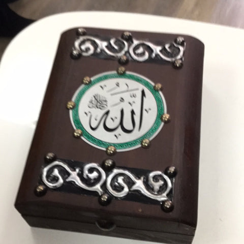 Qur’an and Qur’an Holder