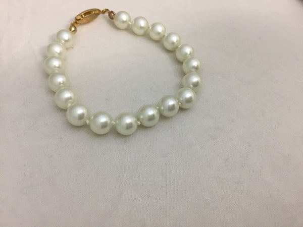 White Pearl Bracelet