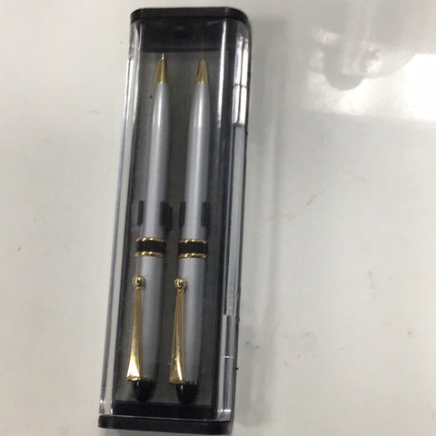 Pen set