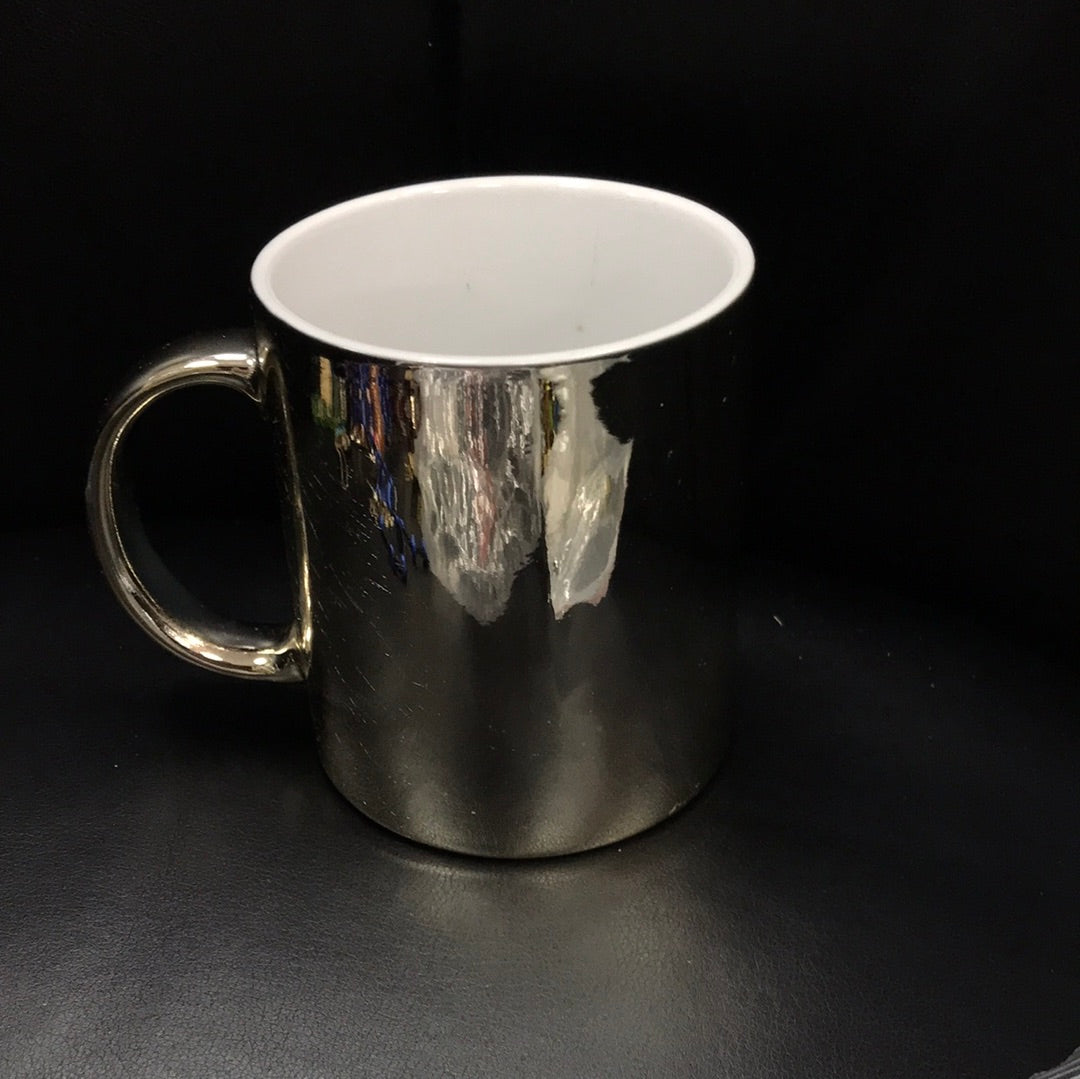 Silver mug set