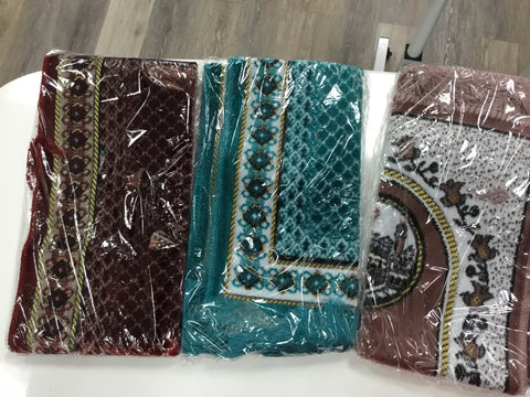 Small prayer rugs