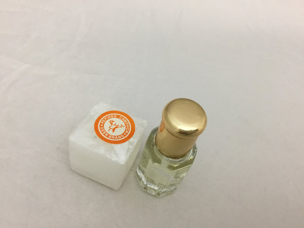 Individually Wrapped Musk Oil and Camphor