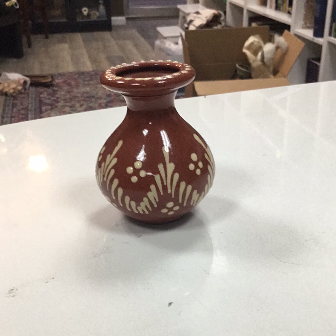 Mini red vase