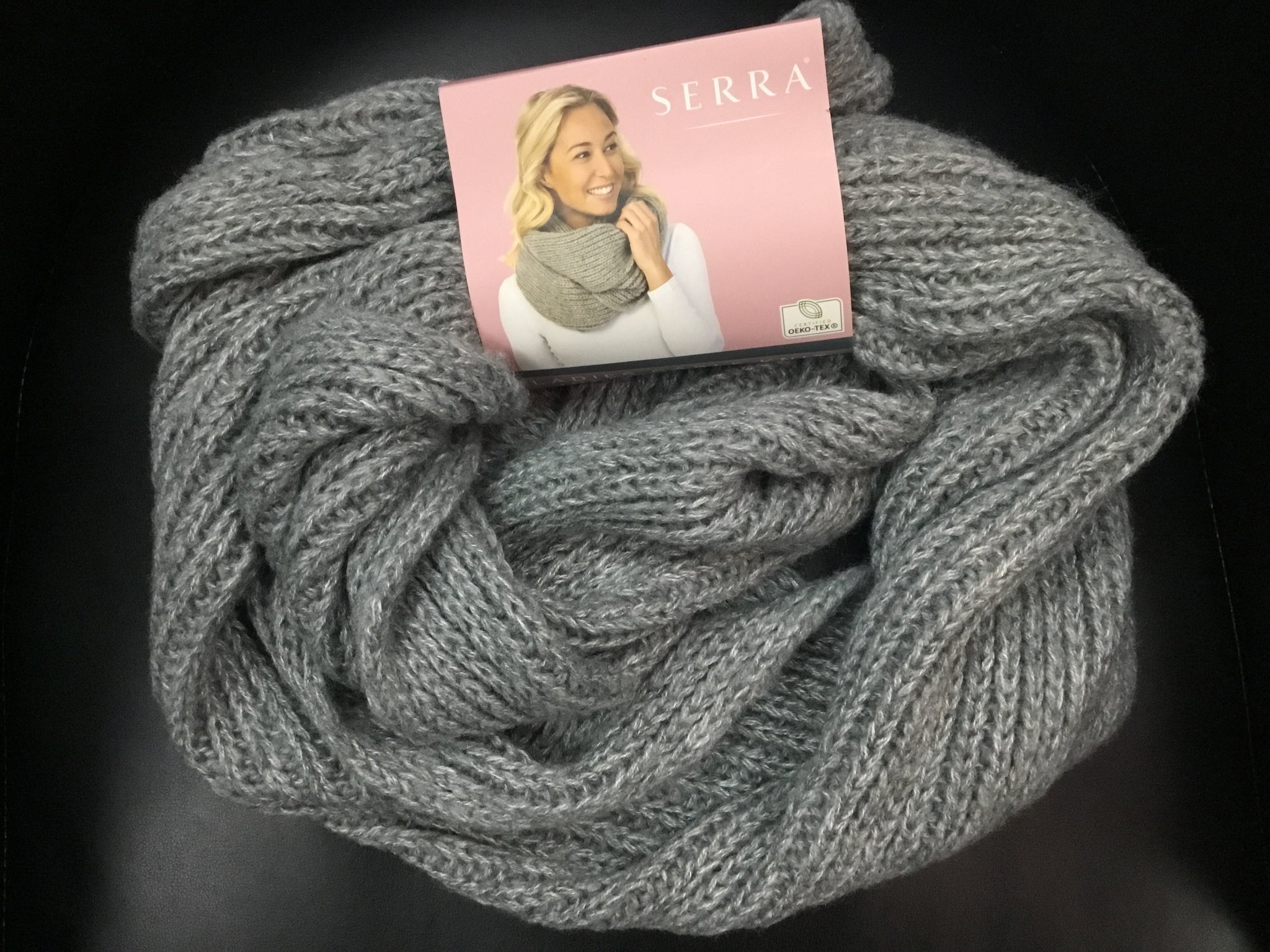 Ladies cable knit infinity scarf