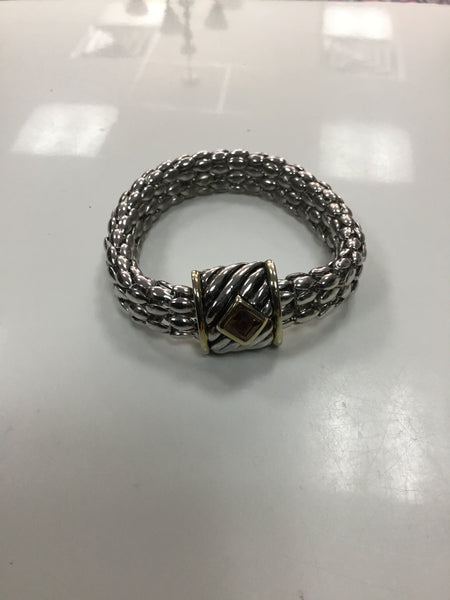 Magnetic bracelet from diamonds