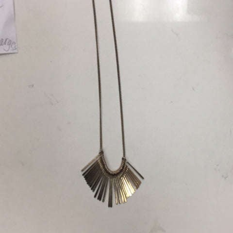 Dangle necklace