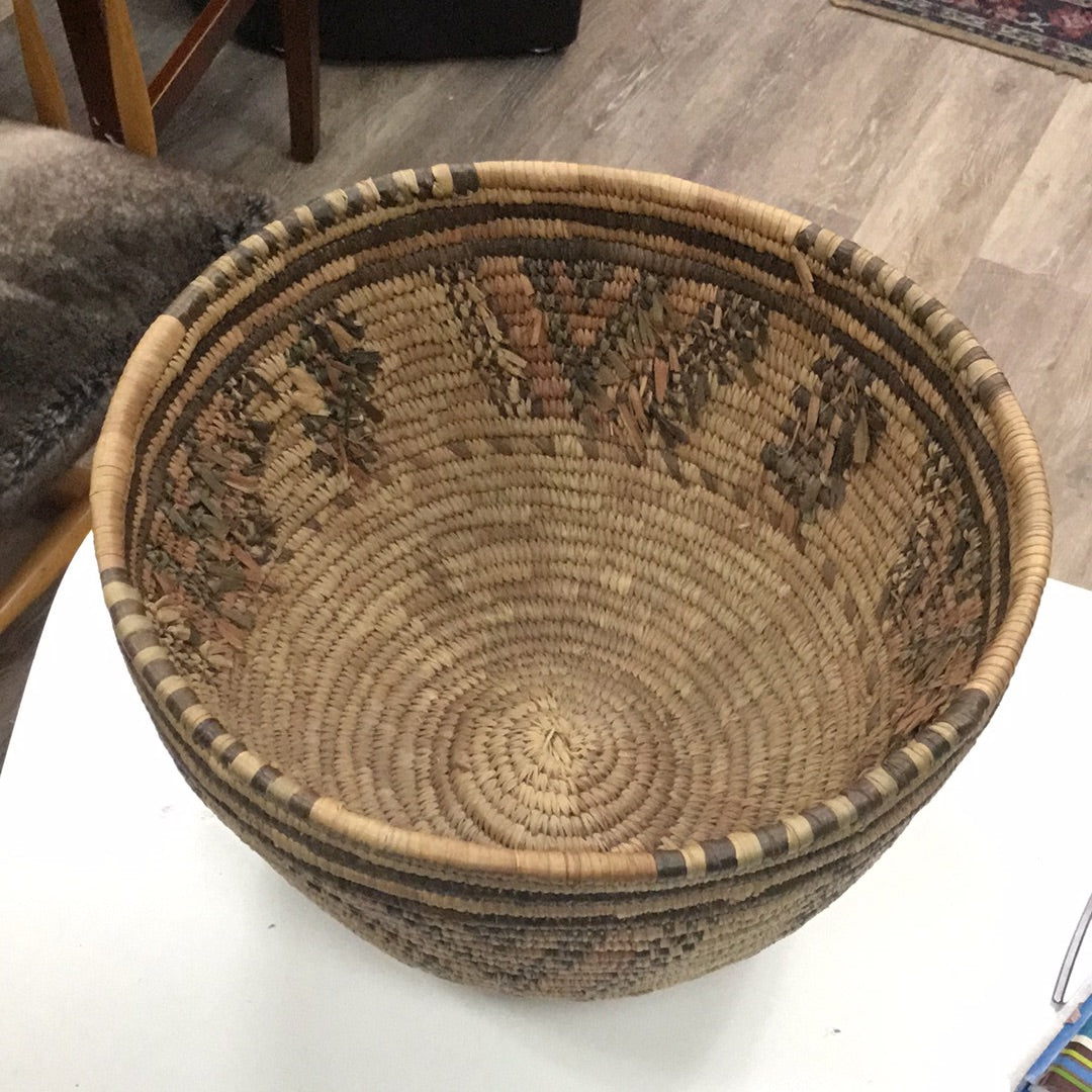 Nigerian basket