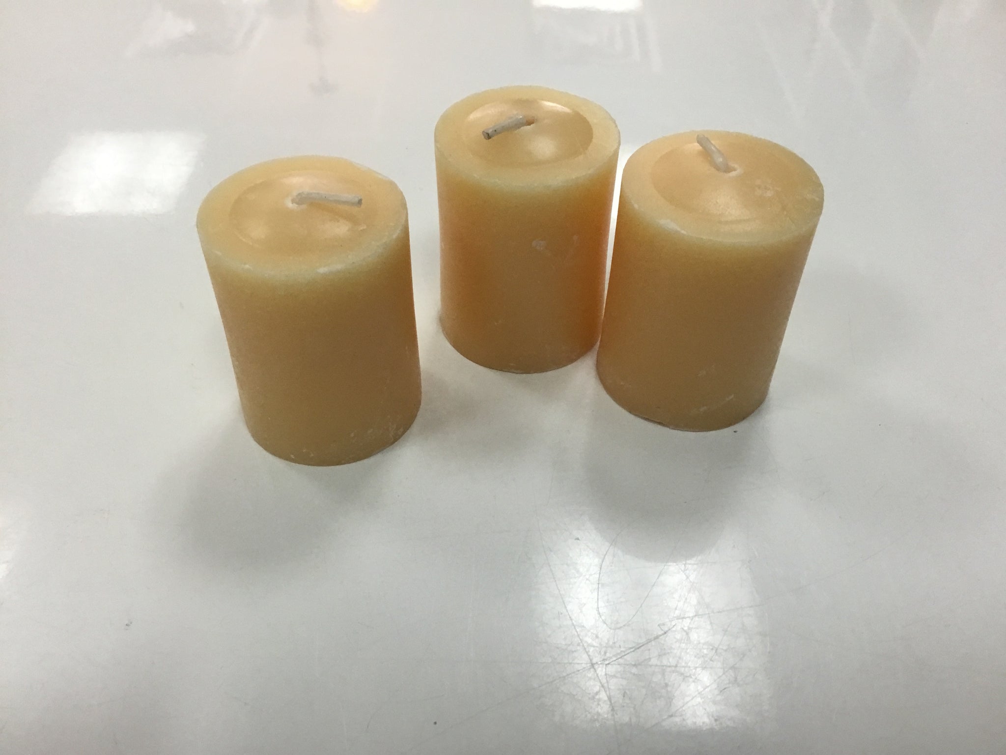 Vanilla sent candle