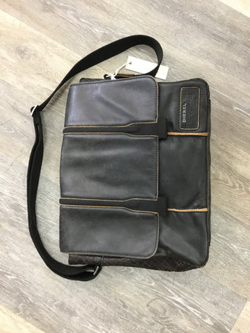 Leather purse